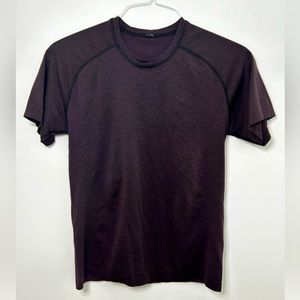 new lulu lemon T shirt